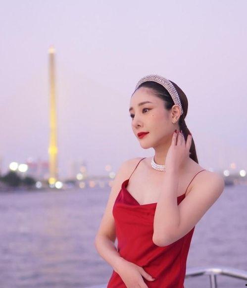 娱乐吃瓜女明星去世,吃瓜女明星离世引发哀思